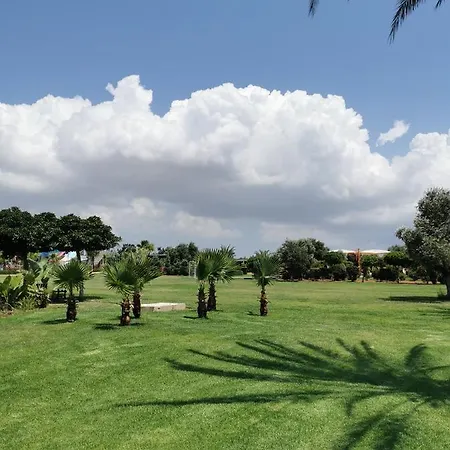 In Bafra Northern Cyprus 公寓 Vokolidha